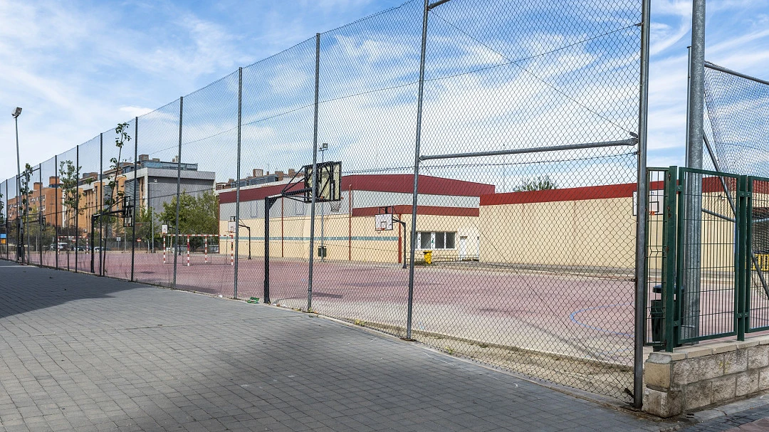 Cercados de pistas y campos